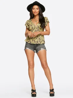 Jessica Simpson Brooklyn Top In < Tops & Tees