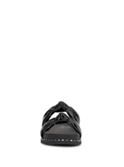 Jessica Simpson Caralyna Flat Sandal In < Flats|Sandals