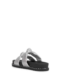 Jessica Simpson Caralyna Flat Sandal In Silver< Flats|Sandals