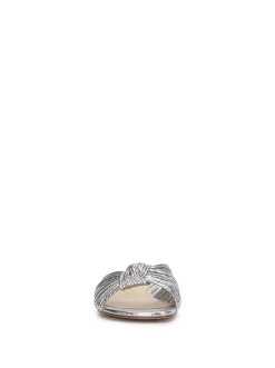 Jessica Simpson Dydra Knotted Flat Sandal In Silver< Flats|Sandals