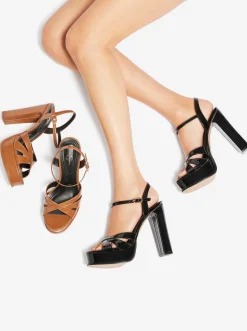 Jessica Simpson Giddings Platform In < Platforms|Sandals