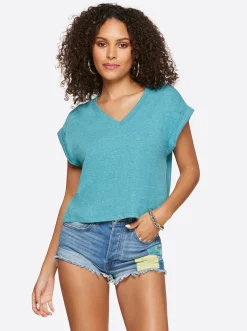 Jessica Simpson Hester Crop Tee In < Tops & Tees