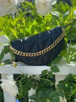 Jessica Simpson Lexi Belt Bag In < Crossbody|Tote