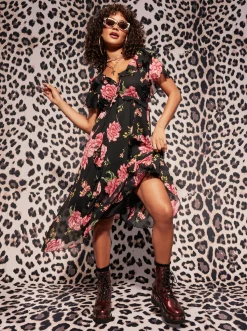 Jessica Simpson Maila Maxi Dress In < Dresses