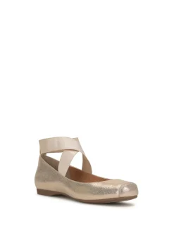 Jessica Simpson Mandalaye Ballet Flat In < Flats