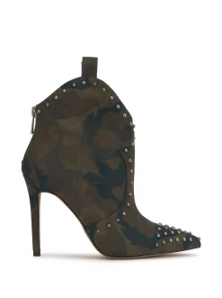 Jessica Simpson Pixillez Studded Bootie In Camo< Boots & Booties