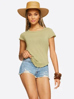 Jessica Simpson Rivers Baby Tee In < Tops & Tees