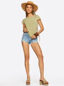 Jessica Simpson Rivers Baby Tee In < Tops & Tees