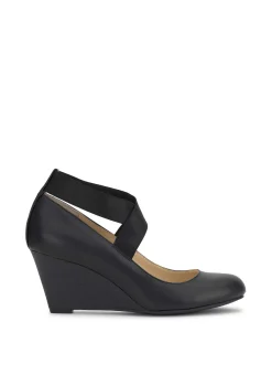 Jessica Simpson Saedra Wedge In < Wedges