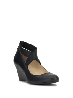 Jessica Simpson Saedra Wedge In < Wedges