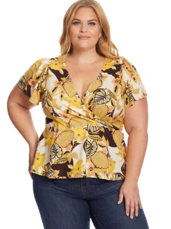 Jessica Simpson Sariah Top In < Tops & Tees